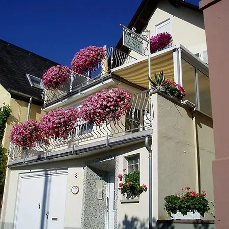 Ferienhaus Moselufer * Uerzig