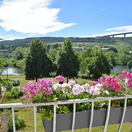 Ferienhaus Moselufer Uerzig